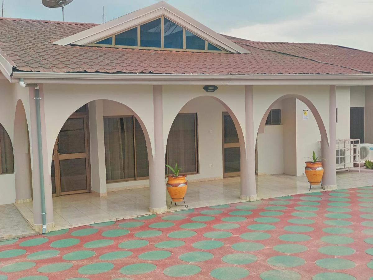 Prestige Guesthouse ,Ksi Kumasi Eksteriør bilde